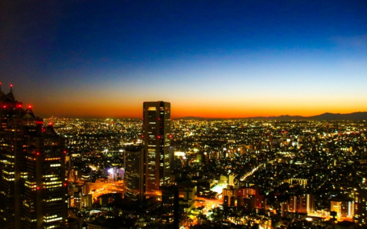 若いうちに上京して東京でレベルアップして、あとは自由に暮らそうぜ！